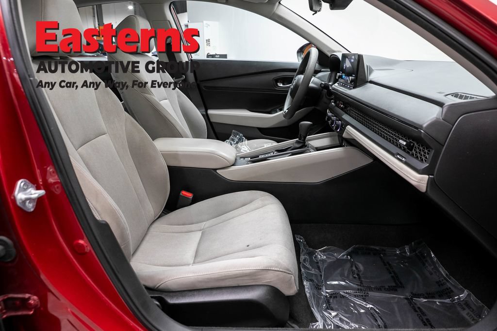 Used 2024 Honda Accord EX image 23