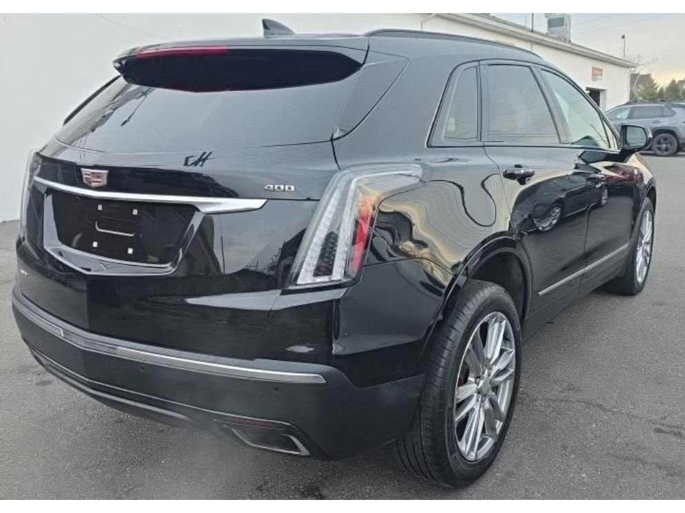 Certified 2023 Cadillac XT5 Sportv image 3