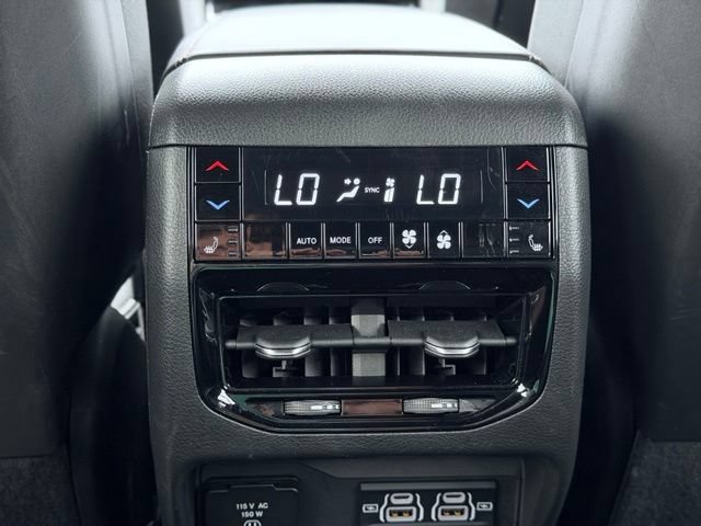 Used 2025 Jeep Grand Cherokee Summit AWD/4WD image 26