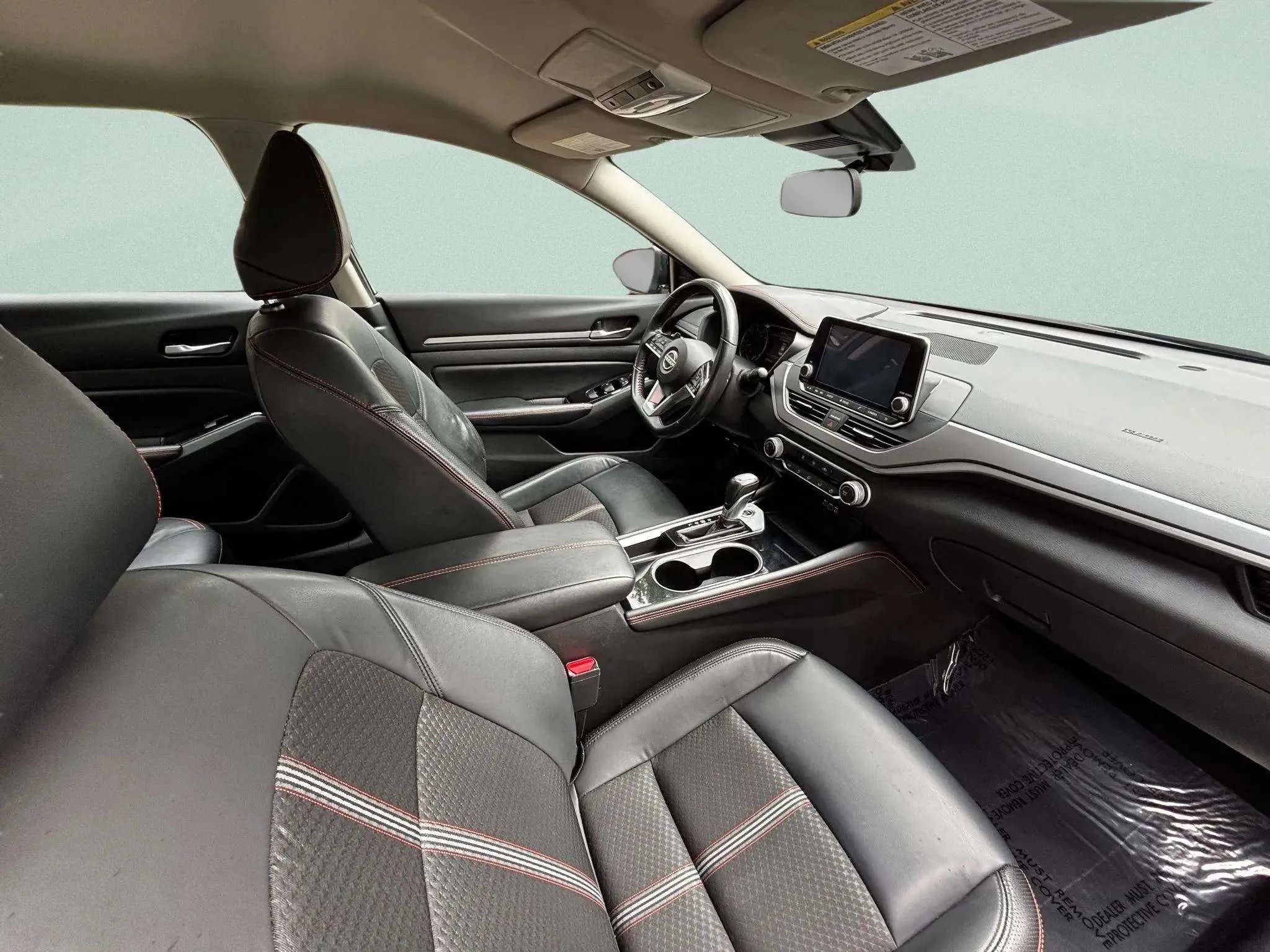 Used 2024 Nissan Altima 2.5 SR image 11