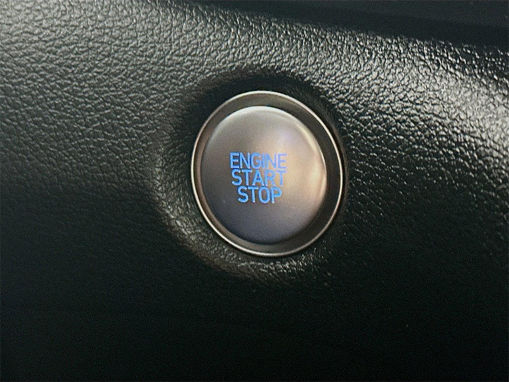 Used 2023 Hyundai Santa Fe SEL w/ Cargo Package image 27