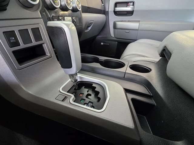 Used 2016 Toyota Sequoia Limited w/ Safety & Convenience Package RWD image 26