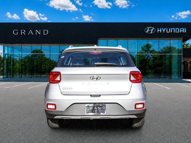 New 2026 Hyundai Venue SEL FWD image 5