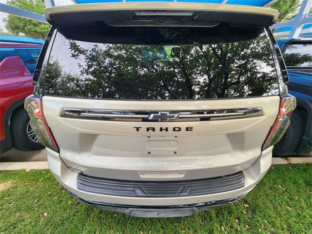 Used 2023 Chevrolet Tahoe Z71 w/ Luxury Package AWD/4WD image 5