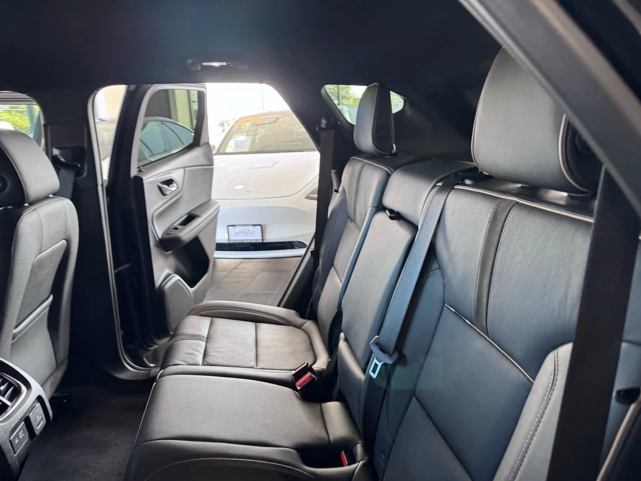 Used 2021 Chevrolet Blazer Premier w/ LPO, Black Accent Package AWD/4WD image 19