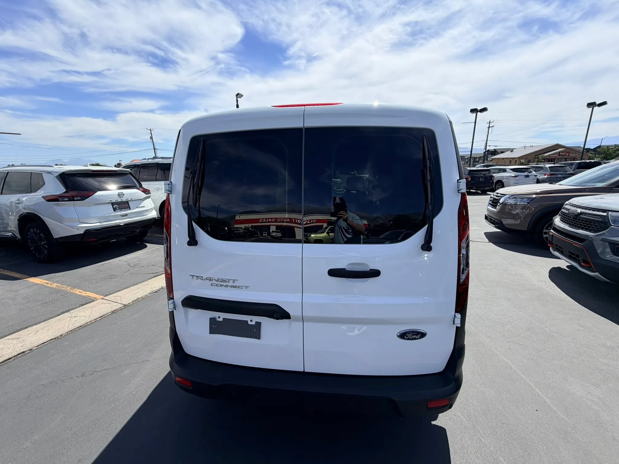 Used 2022 Ford Transit Connect XL FWD image 5