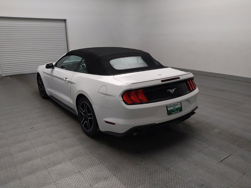 Used 2019 Ford Mustang Premium RWD image 5