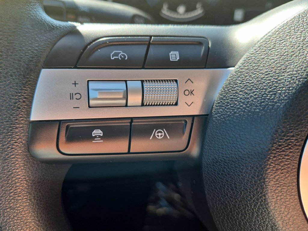 Used 2026 Hyundai Tucson SEL FWD image 17