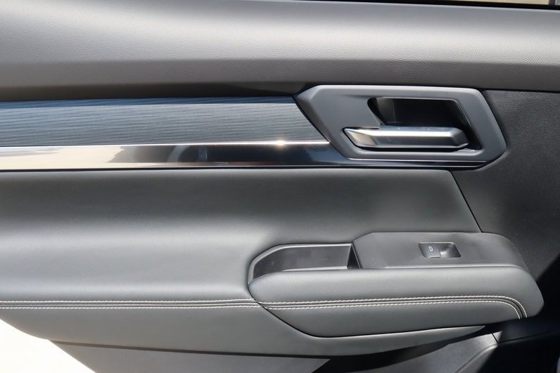 New 2026 GMC Terrain Elevation w/ LPO, Floor Liner Package image 16