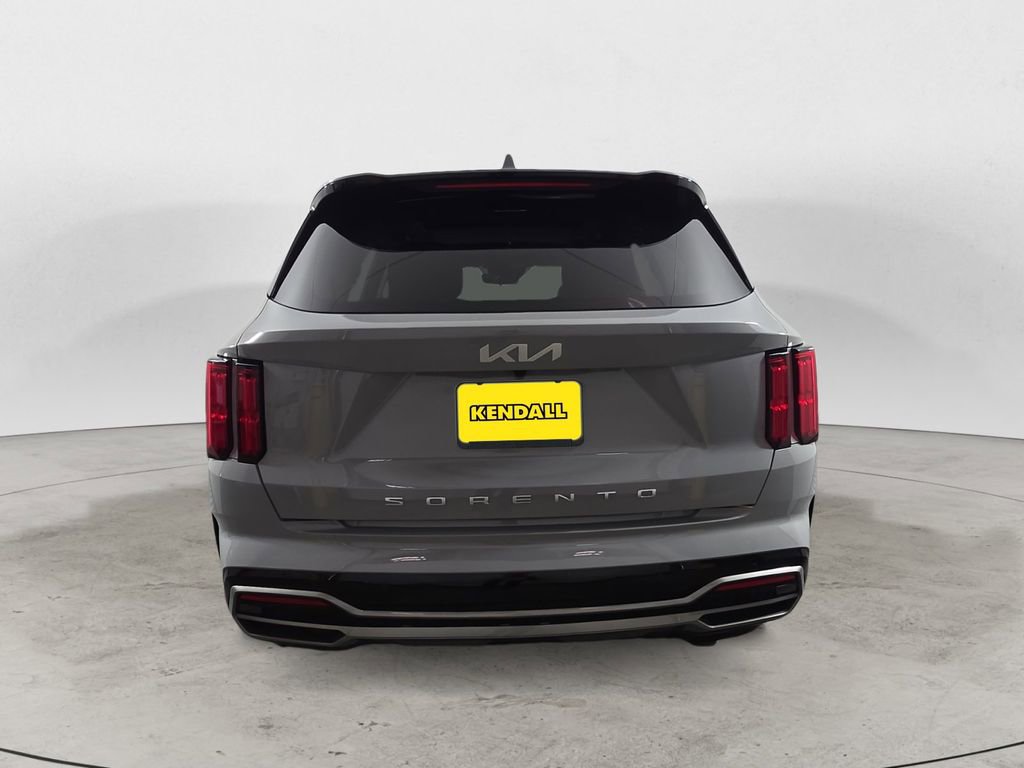 Used 2022 Kia Sorento SX image 4