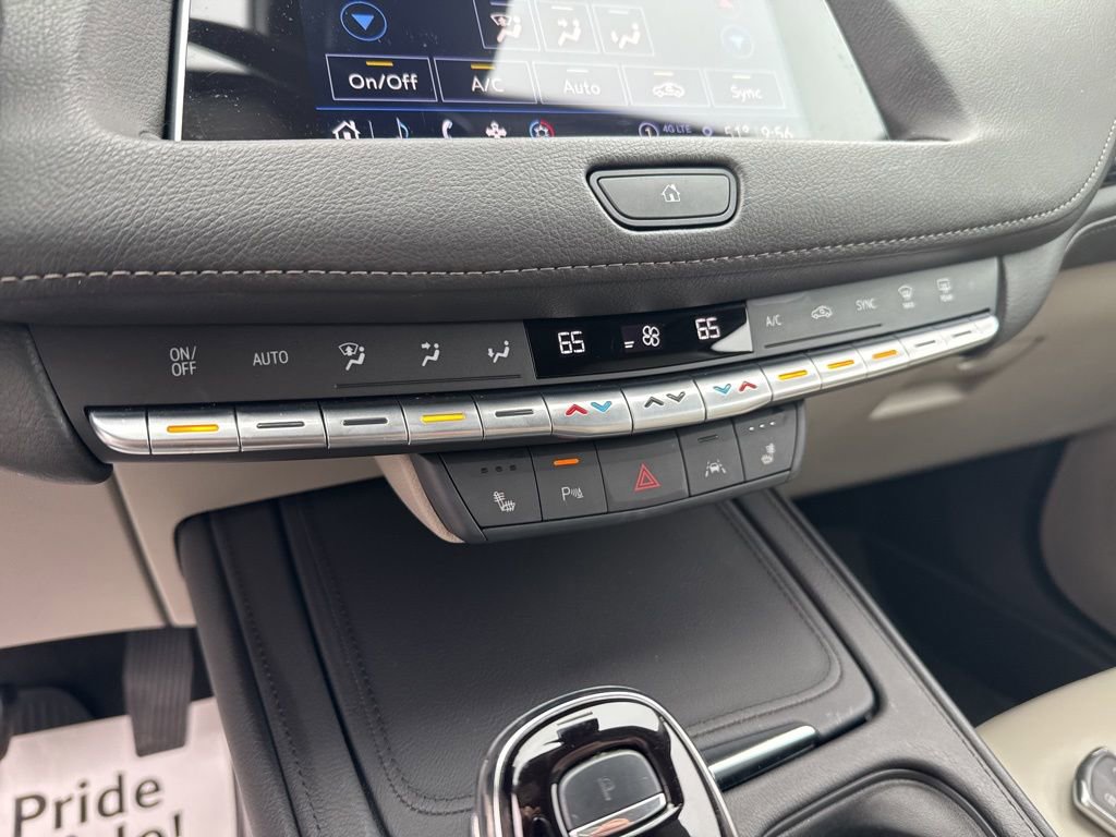 Used 2023 Cadillac XT4 Premium Luxury w/ Cold Weather Package FWD image 23