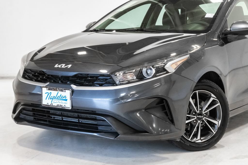 Used 2024 Kia Forte LXS FWD image 2