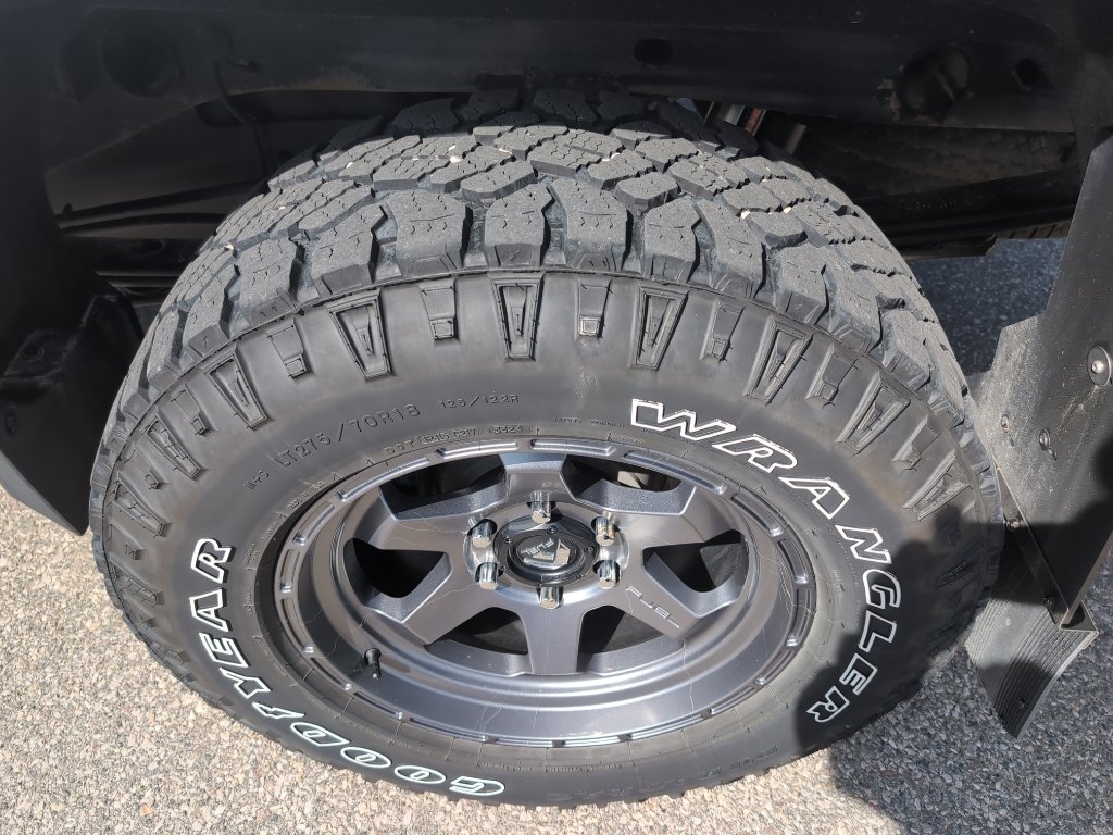Used 2014 Chevrolet Silverado 1500 LTZ image 23