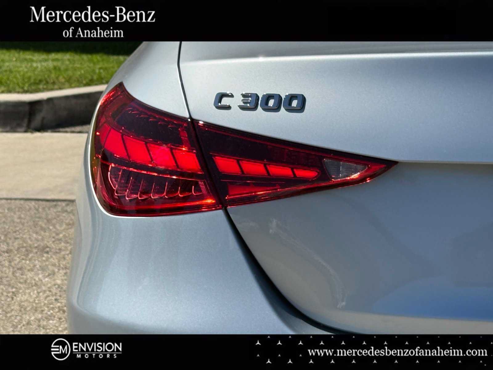 Used 2024 Mercedes-Benz C 300 Sedan image 10