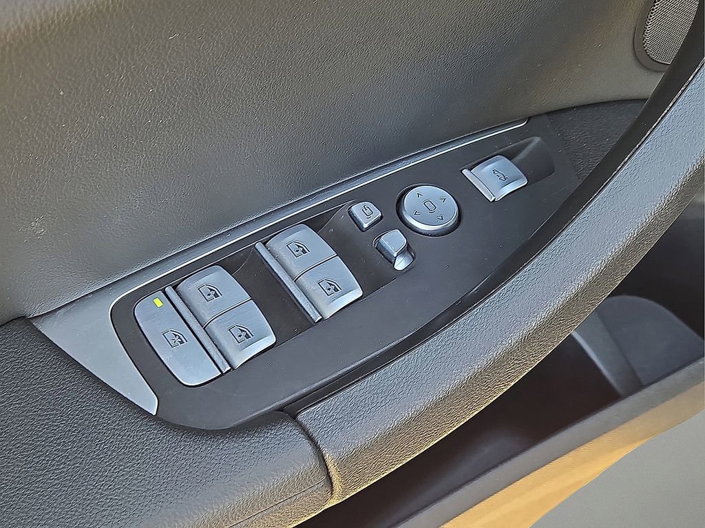 Used 2024 BMW X3 sDrive30i image 24