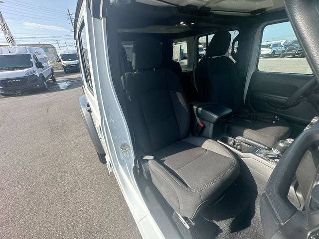 Used 2023 Jeep Wrangler Unlimited Sport AWD/4WD image 25