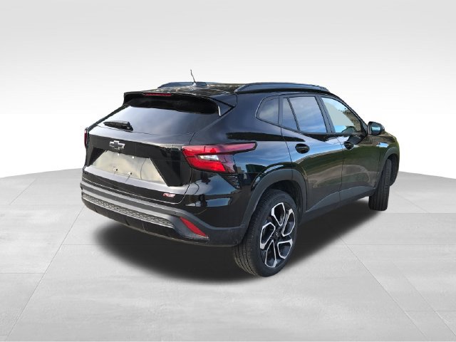 Used 2025 Chevrolet Trax RS w/ Driver Confidence Package FWD image 27