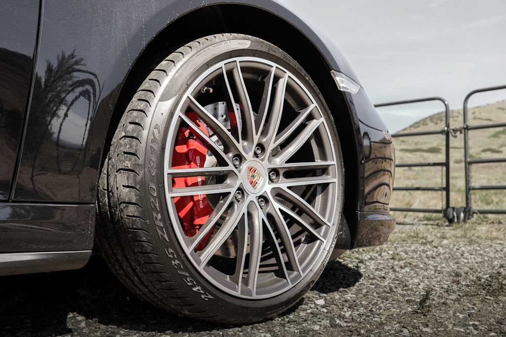 Used 2017 Porsche 911 Turbo AWD/4WD image 45
