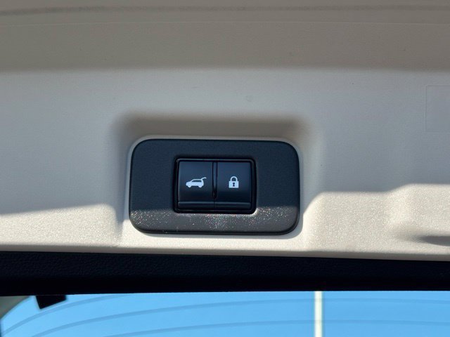 Certified 2024 Nissan Ariya AWD image 19