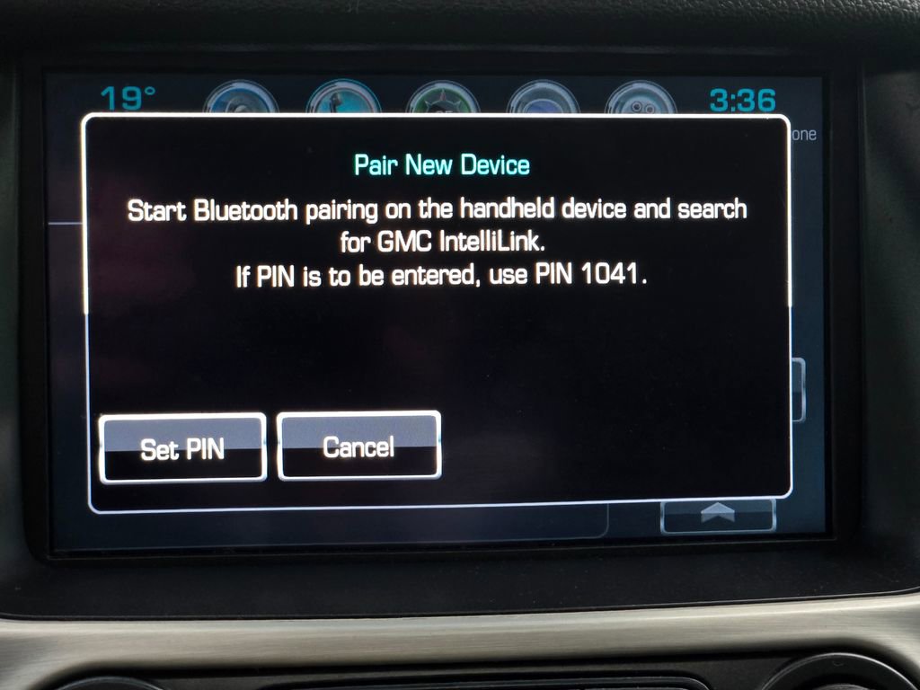 Used 2018 GMC Yukon SLT w/ Open Road Package image 14