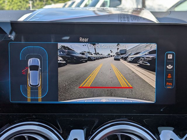 Used 2024 Mercedes-Benz GLA 35 AMG 4MATIC image 13