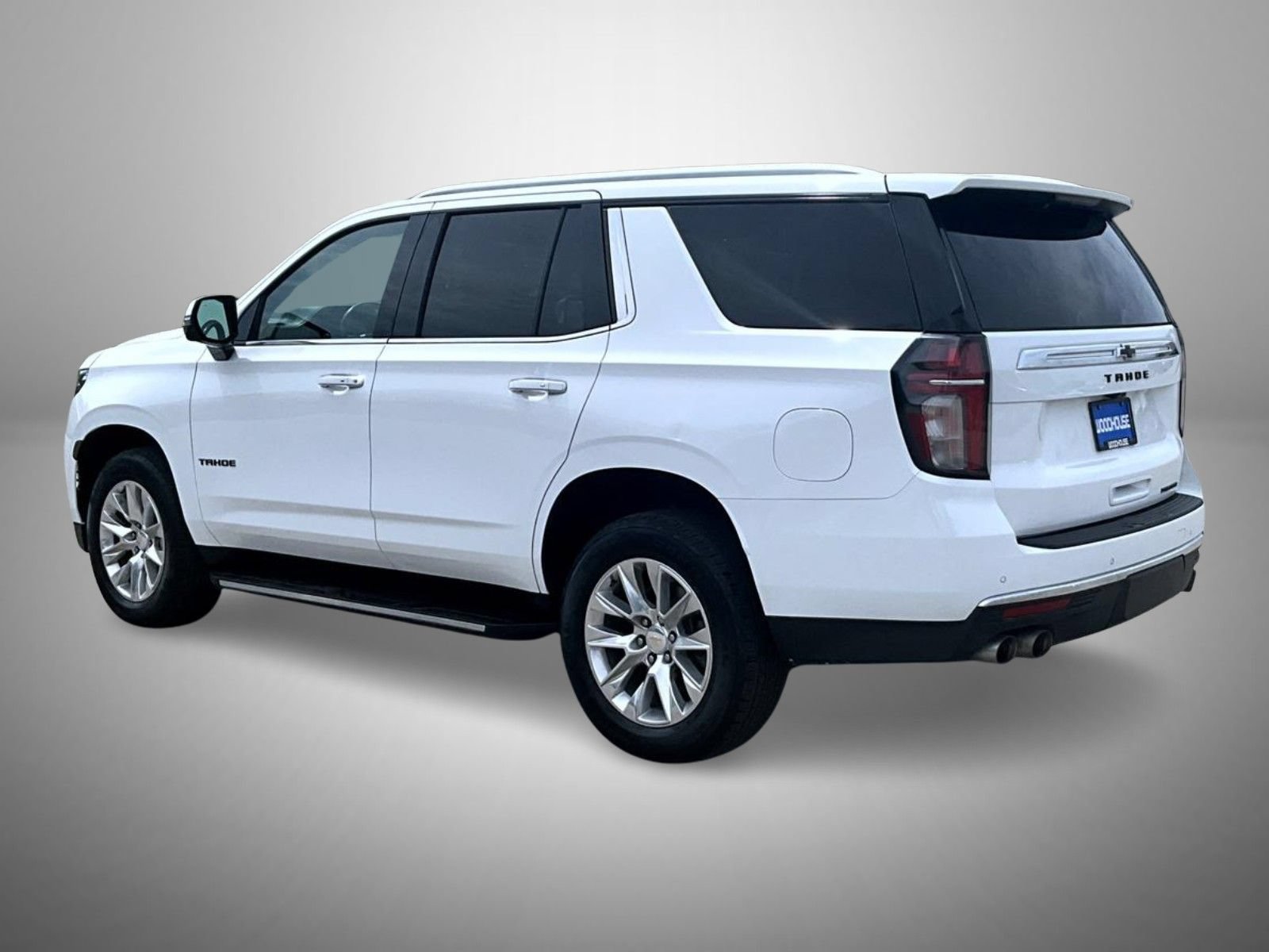 Used 2023 Chevrolet Tahoe Premier AWD/4WD image 7