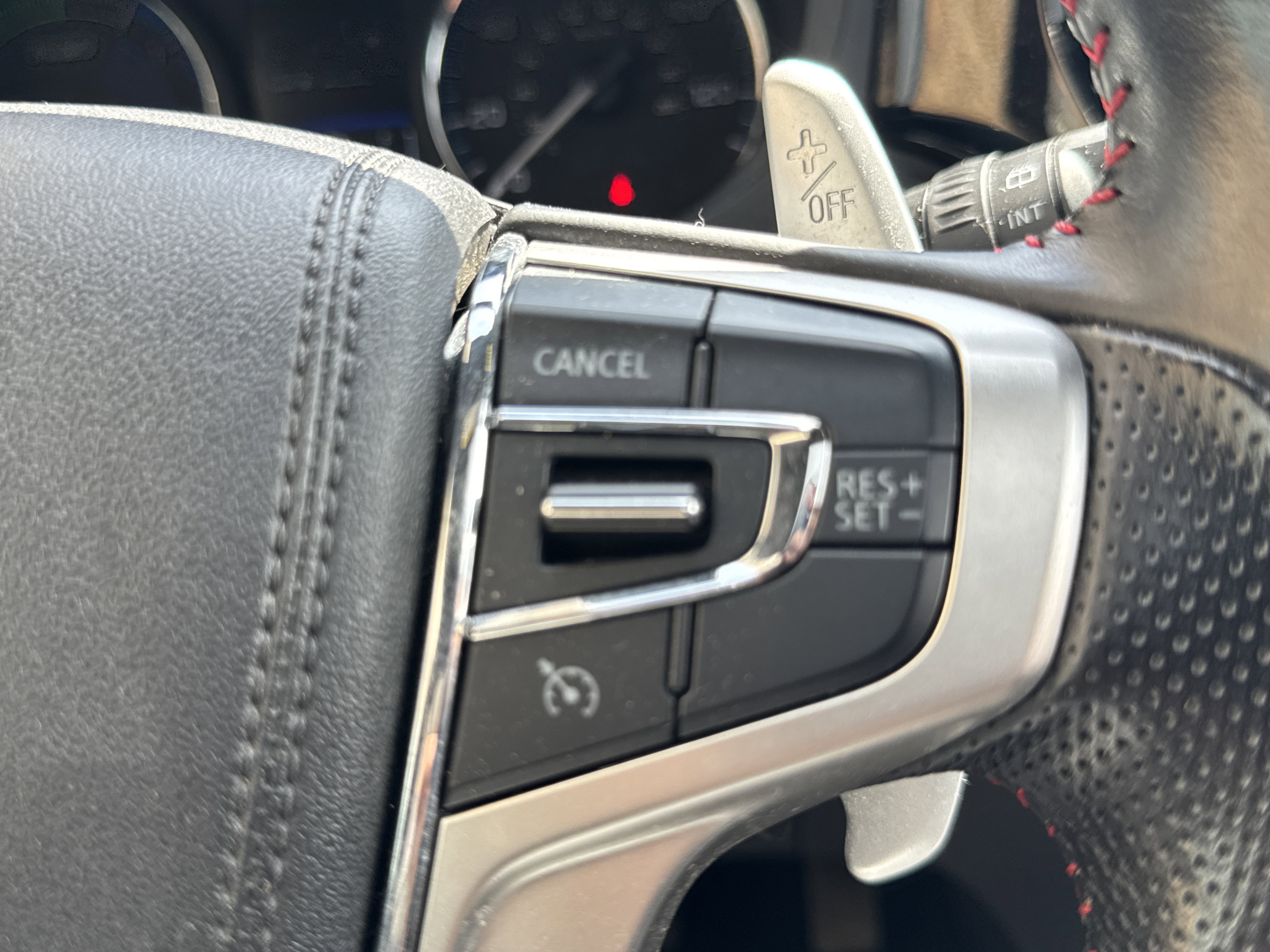Used 2022 Mitsubishi Outlander LE AWD/4WD image 19