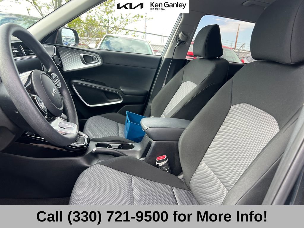 Certified 2023 Kia Soul S FWD image 12