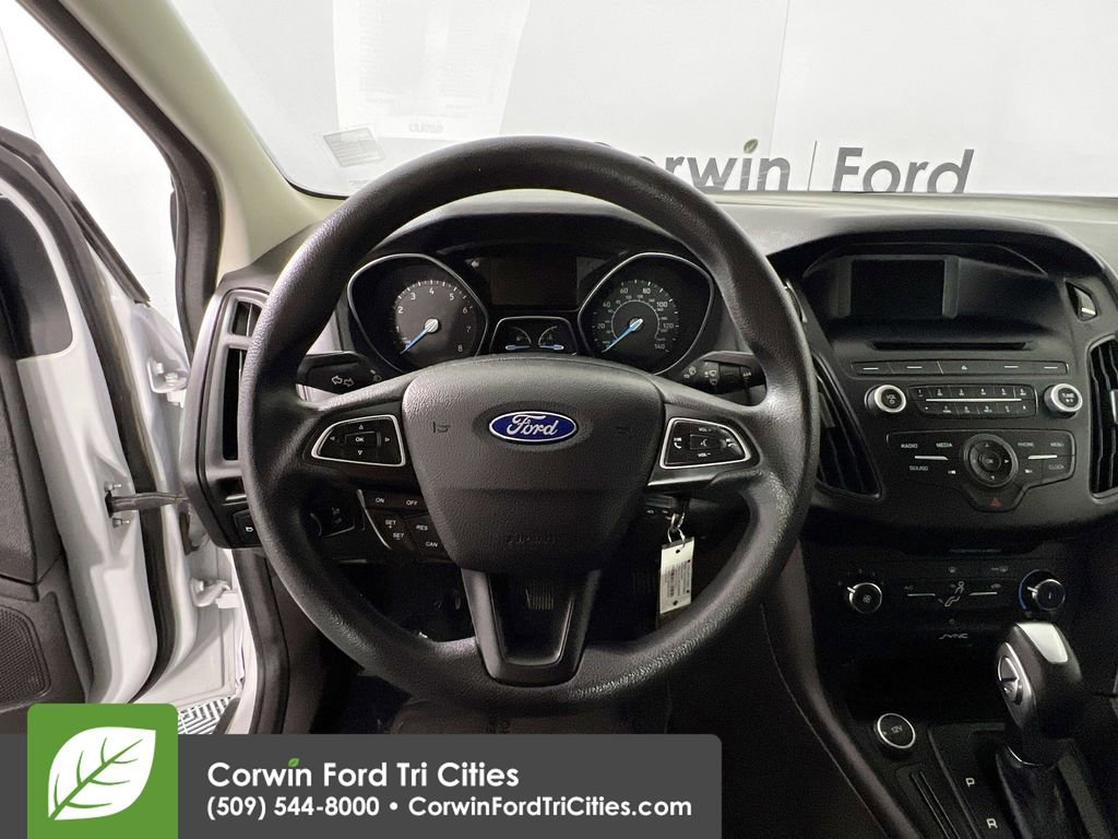 Used 2016 Ford Focus SE image 8