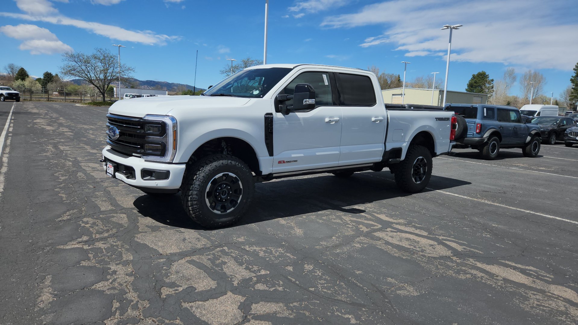 New 2026 Ford F350 Platinum w/ Tremor Off-Road Package AWD/4WD image 3