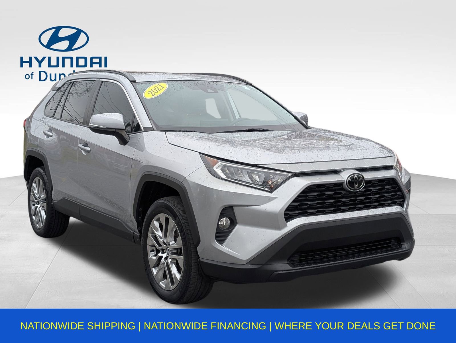Used 2021 Toyota RAV4 XLE Premium image 1