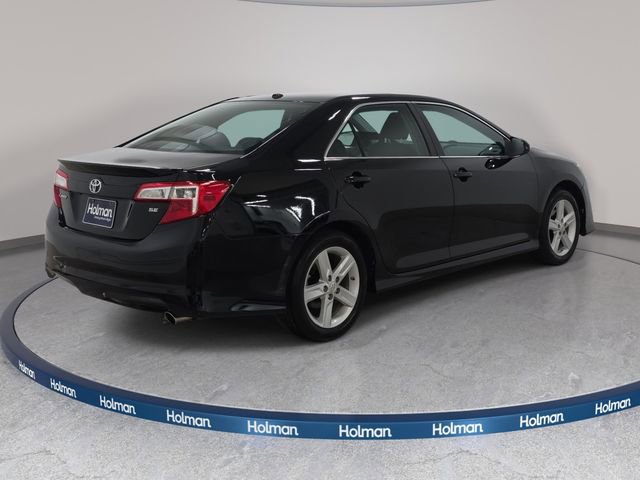Used 2012 Toyota Camry SE w/ Leather Pkg FWD image 6