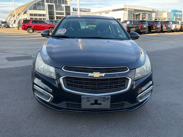 Used 2015 Chevrolet Cruze LT image 2