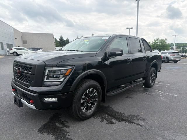 Certified 2023 Nissan Titan PRO-4X w/ Pro-4x Convenience Package AWD/4WD image 3