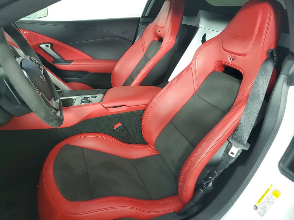 Used 2019 Chevrolet Corvette Z06 image 15
