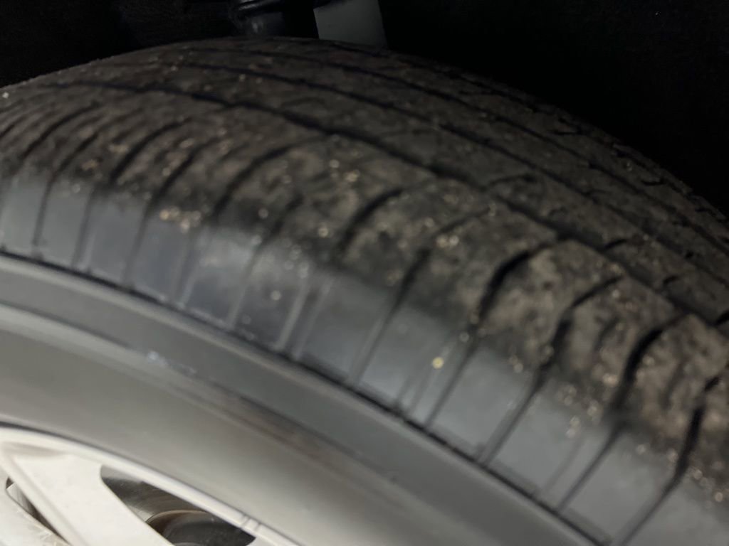Used 2025 Chrysler Pacifica Select image 44