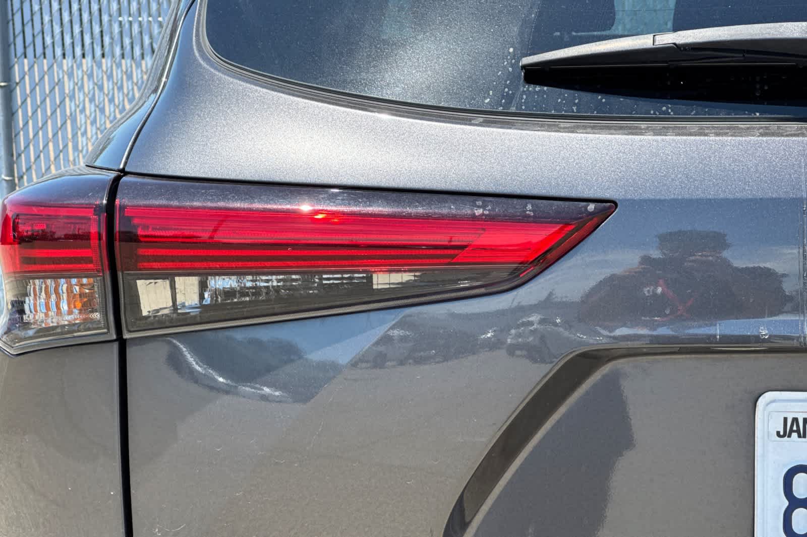 Certified 2020 Toyota Highlander LE FWD image 23
