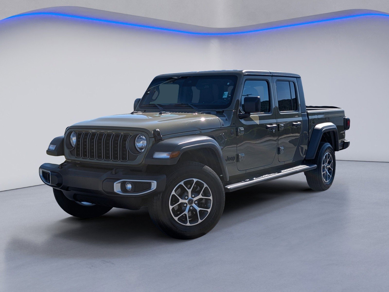 Used 2025 Jeep Gladiator Sport AWD/4WD image 2