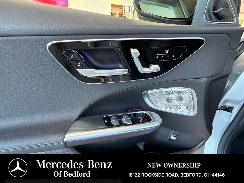 New 2026 Mercedes-Benz C 300 4MATIC Sedan image 8
