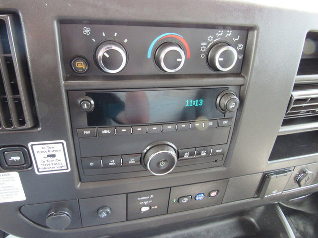 Used 2022 GMC Savana 3500 Extended w/ Power Convenience Package RWD image 33