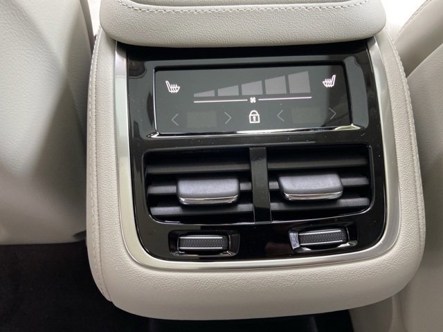New 2026 Volvo XC90 B6 Ultra image 14