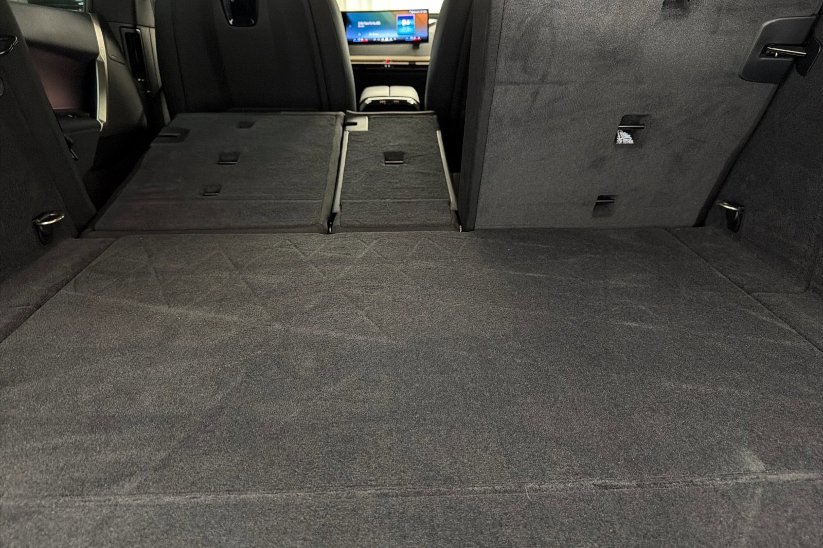 Used 2024 BMW iX xDrive50 AWD/4WD image 34