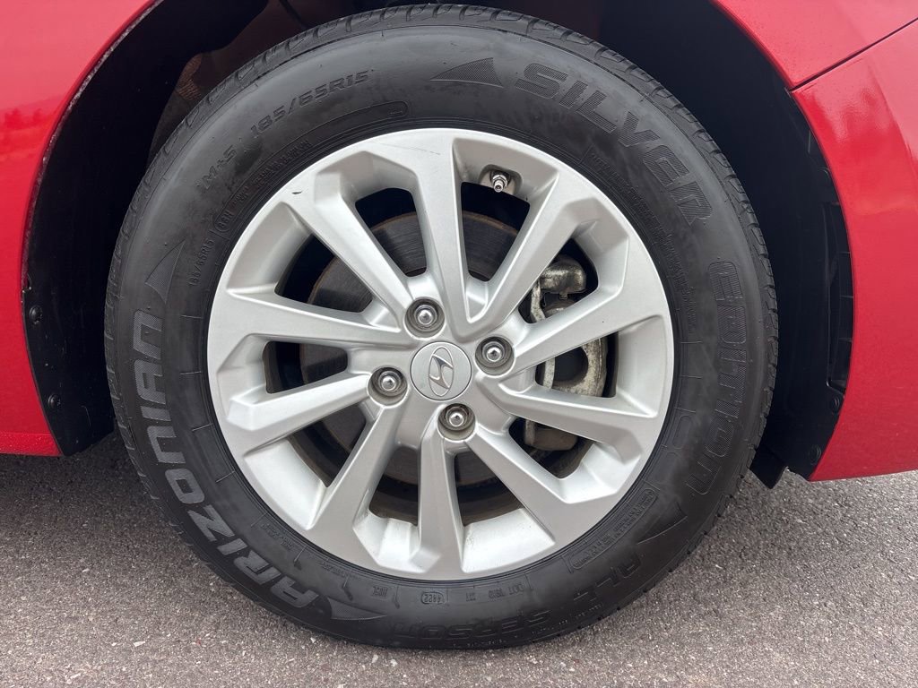 Used 2020 Hyundai Accent SEL FWD image 28