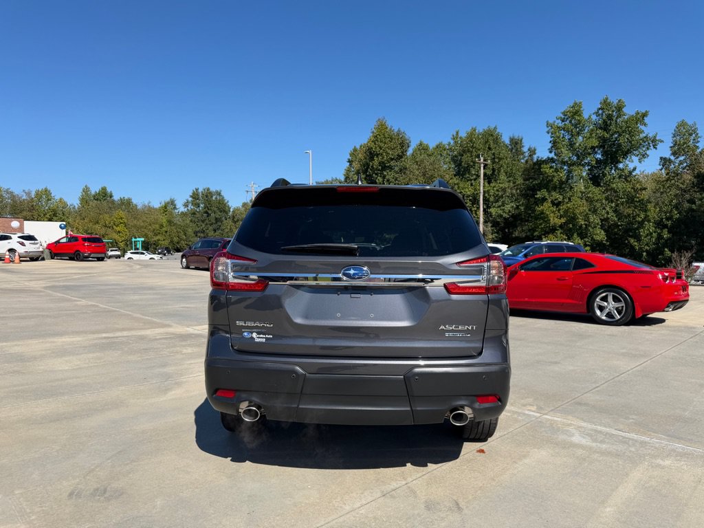 Used 2023 Subaru Ascent Limited AWD/4WD image 5