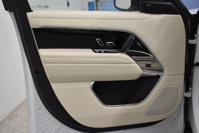 Used 2023 Land Rover Range Rover SE AWD/4WD image 20