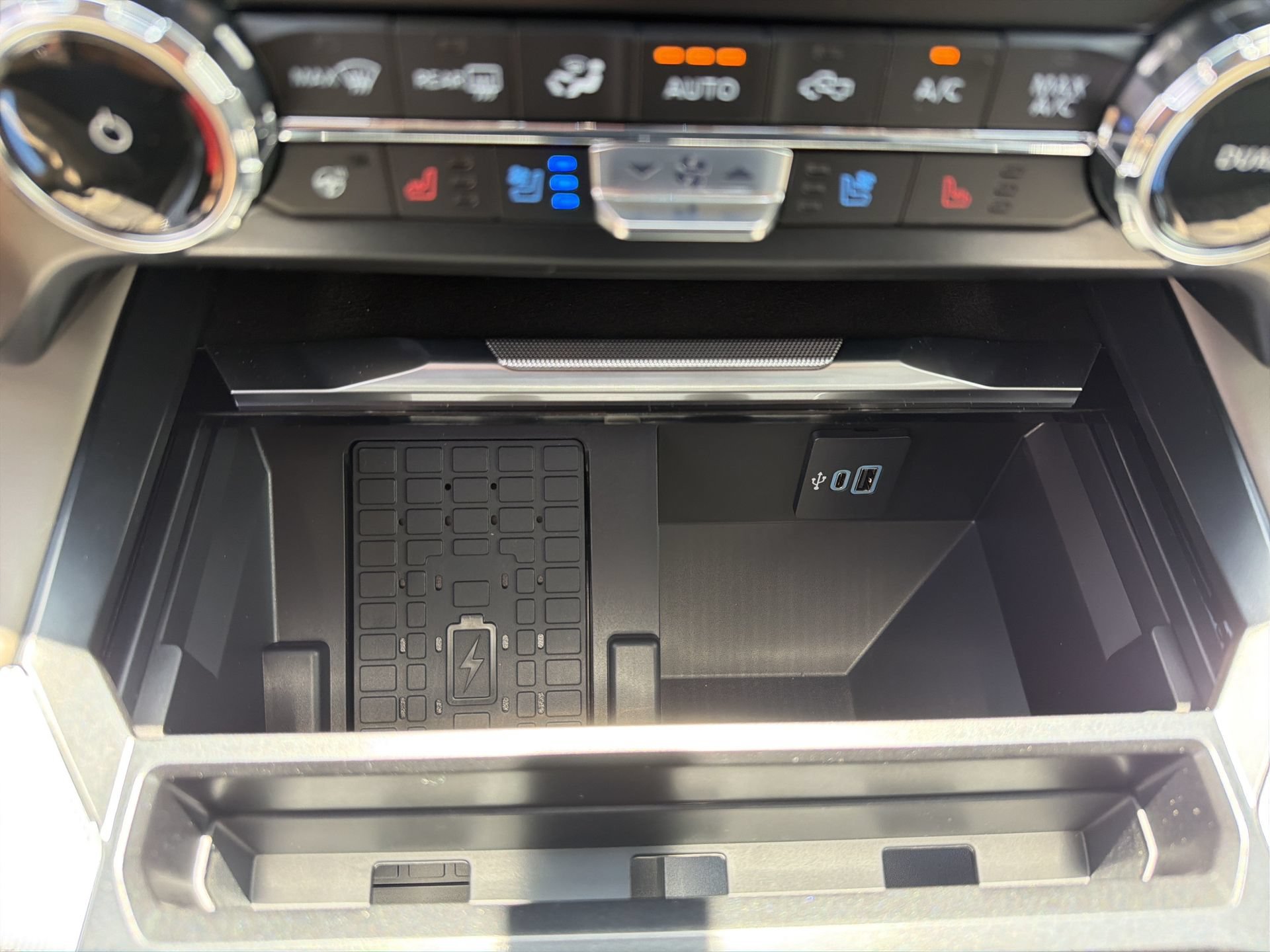 New 2026 Ford F350 Platinum AWD/4WD image 13