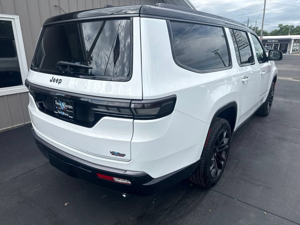 New 2026 Jeep Grand Wagoneer L Summit AWD/4WD image 3