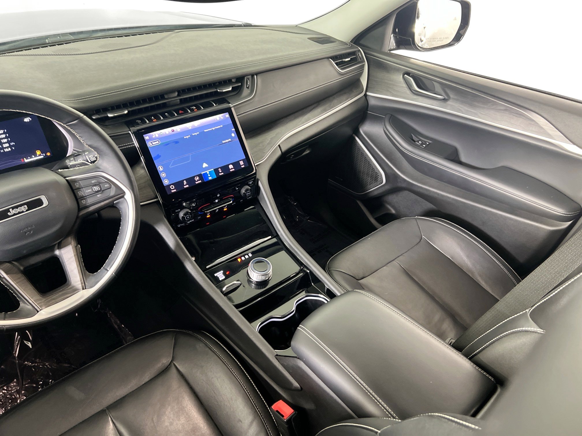 Used 2022 Jeep Grand Cherokee L Limited image 23