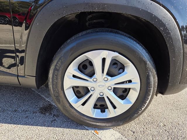 Used 2024 Chevrolet Trax LS image 24