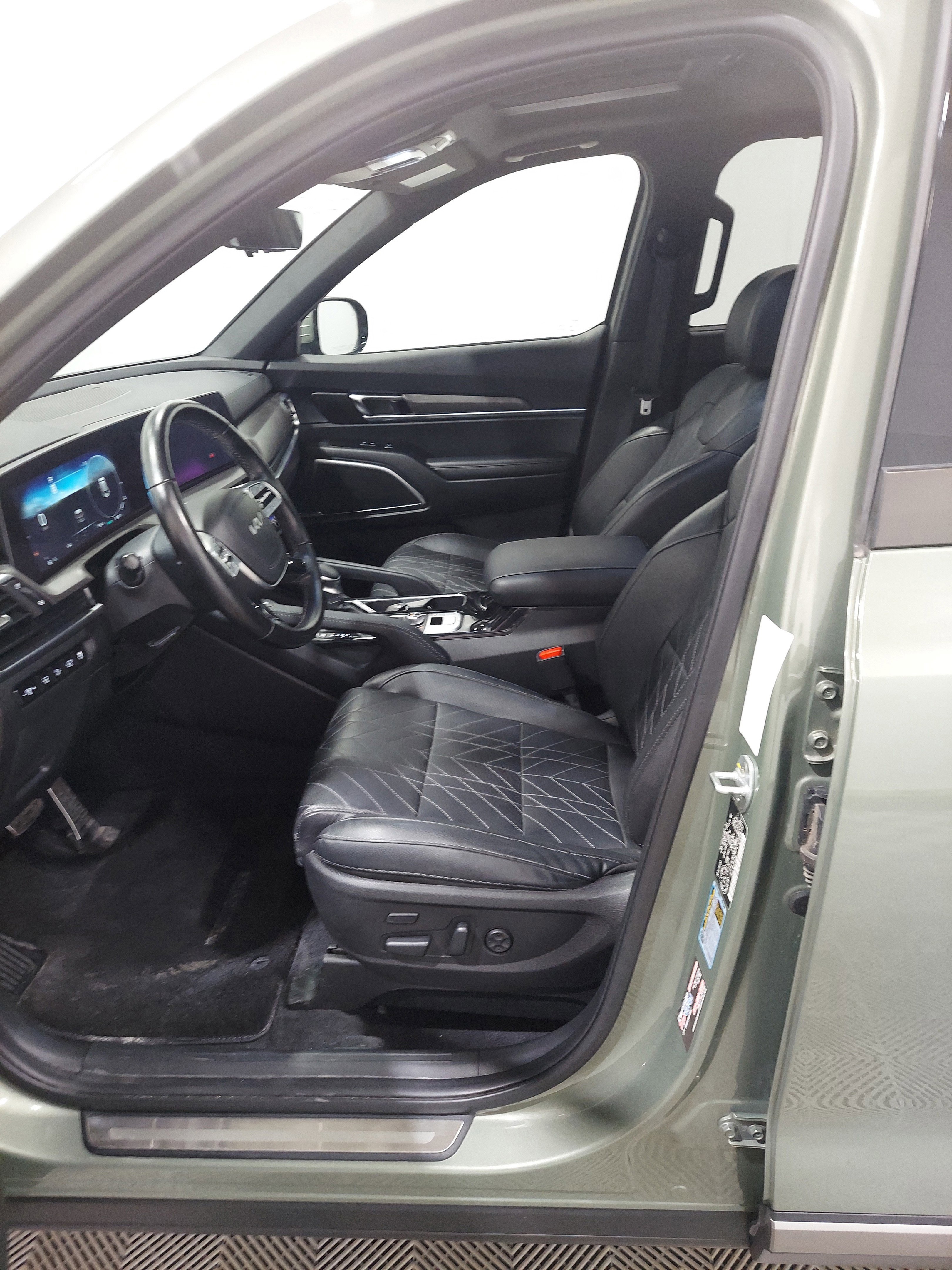Used 2023 Kia Telluride SX AWD/4WD image 14